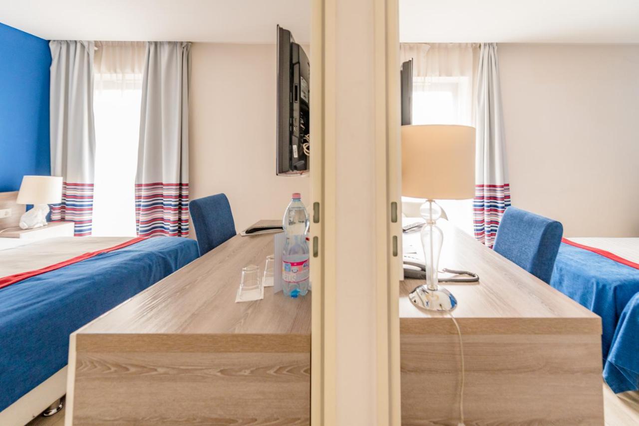 Hotel Estilo Fashion 4*